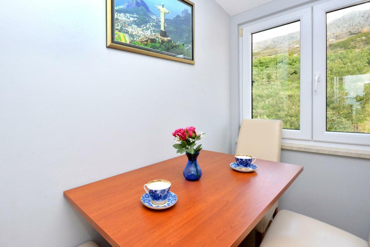 Petra Apartment *